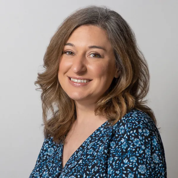 Melanie Cantrell, Sales & Service Manager