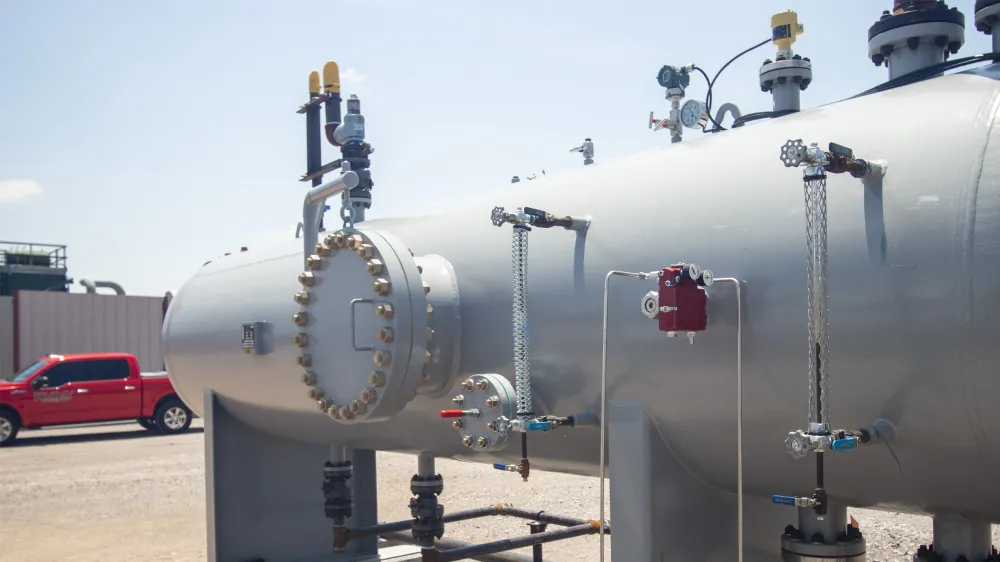 Gen 3 Liquid Level Controller Installed on a Vessel