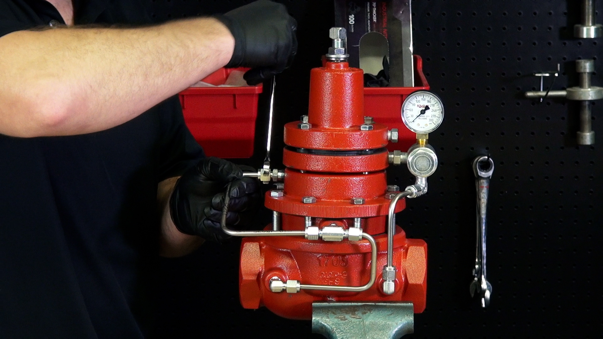 How to Convert a Gas Regulator from Vent to Non-vent