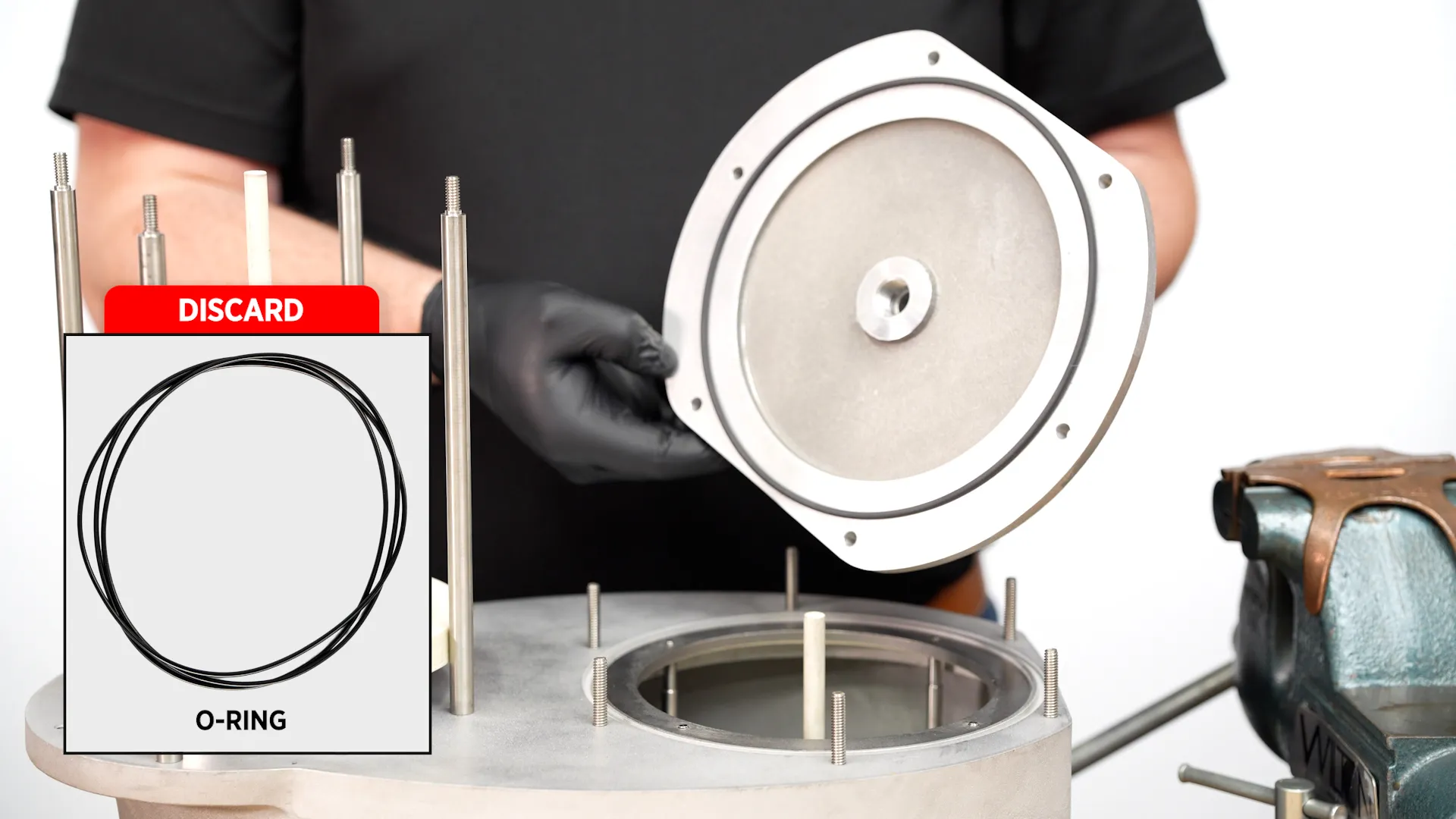 LaMOT L12E O-ring shown attached to Vacuum side lid